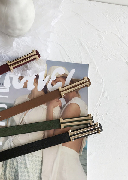 Novi model ženskog remena - crne boje