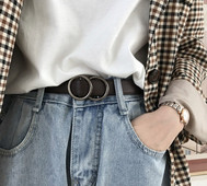 Ženski kožni remen sa okruglom kopčom