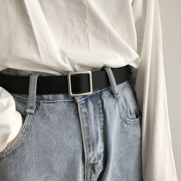 Ženski remen od mat eko kože