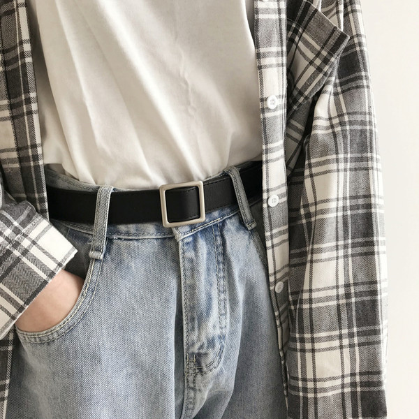 Ženski remen od mat eko kože