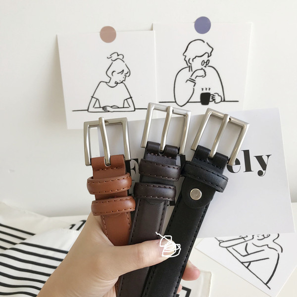 Cureaua subtire de dama cu catarama metalica