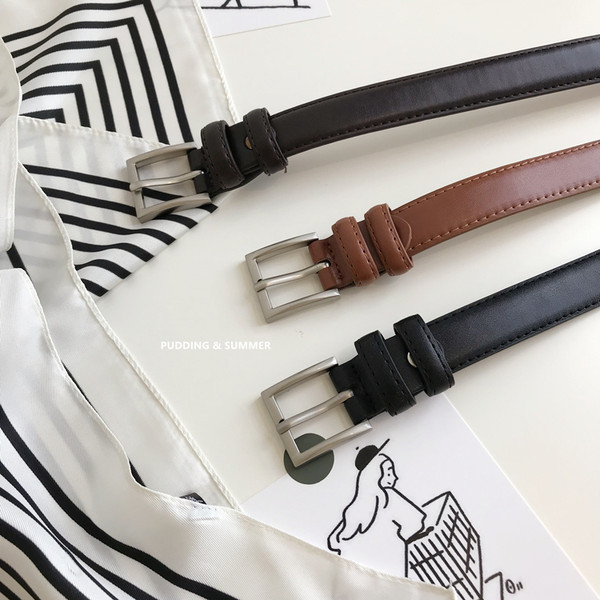 Cureaua subtire de dama cu catarama metalica