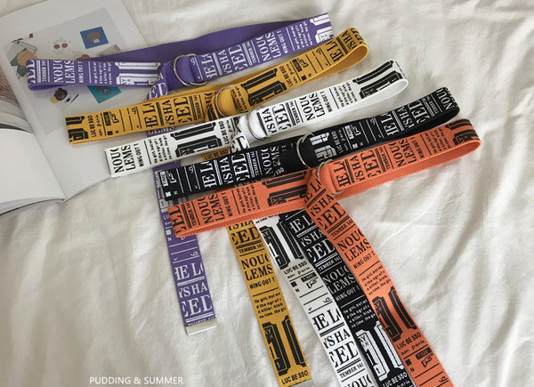 Ženski tekstilni remen sa natpisima