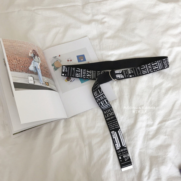 Ženski tekstilni remen sa natpisima