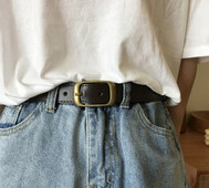 Ženski remen od eko kože sa metalnom kopčom