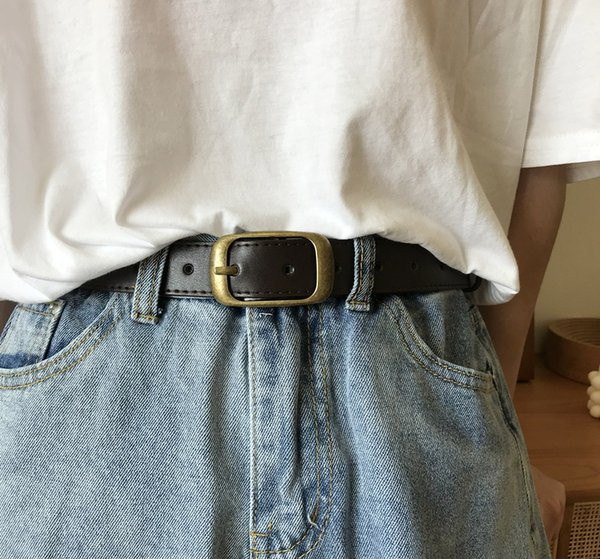 Ženski remen od eko kože sa metalnom kopčom