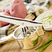 Gnječilica za krumpir od nehrđajućeg čelika s novim uzorkom iz 2021. Ručna gnječilica za krumpir gnječilica za krumpir Kuhinjski alati