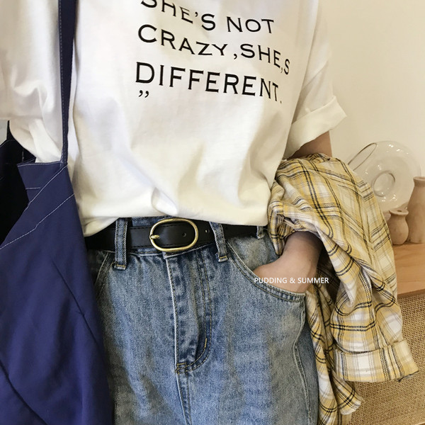 Ženski remen od umjetne kože s metalnom kopčom