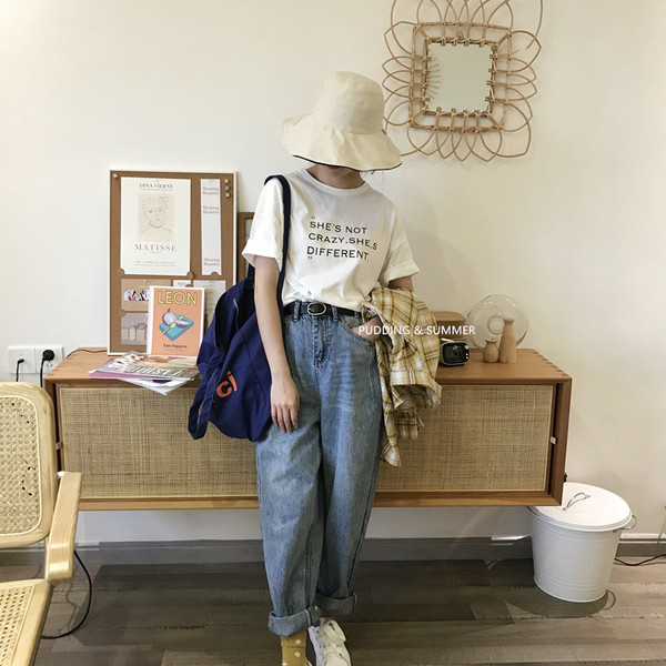 Ženski remen od umjetne kože s metalnom kopčom