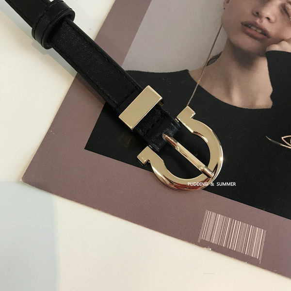 Curea de dama din piele ecologica cu catarama aurie