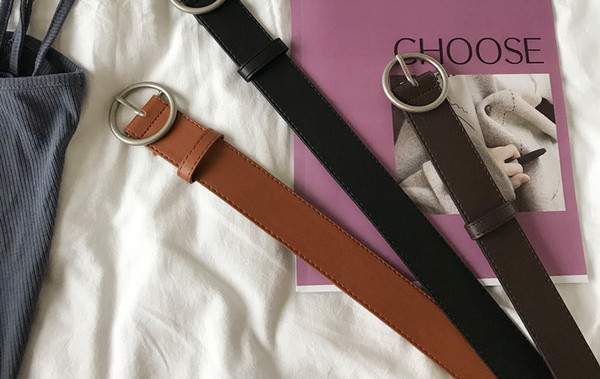 Ženski remen od eko kože sa metalnom kopčom u više boja