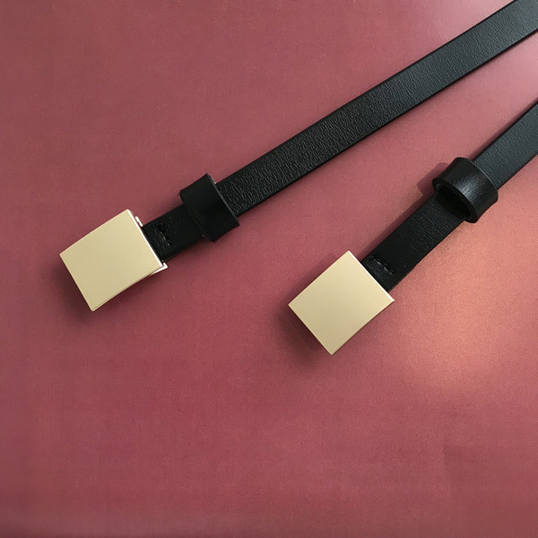 Moderan ženski remen od eko kože sa metalnom kopčom