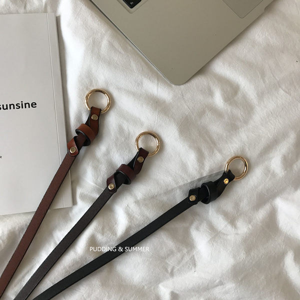 Tanak ženski remen s okruglom kopčom u retro stilu