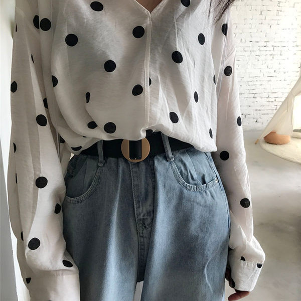 Cureaua de dama cu catarama rotunda