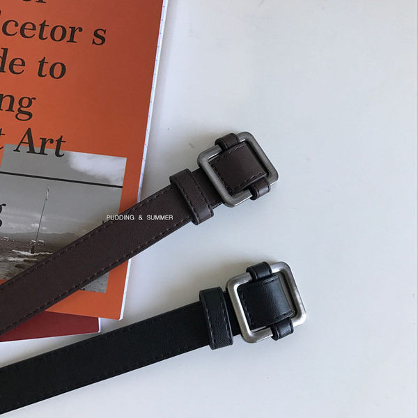 ženski tanki remen s metalnom četvrtastom kopčom