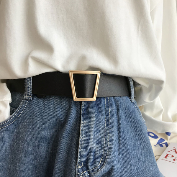 Retro ženski remen sa metalnom kopčom - eko koža