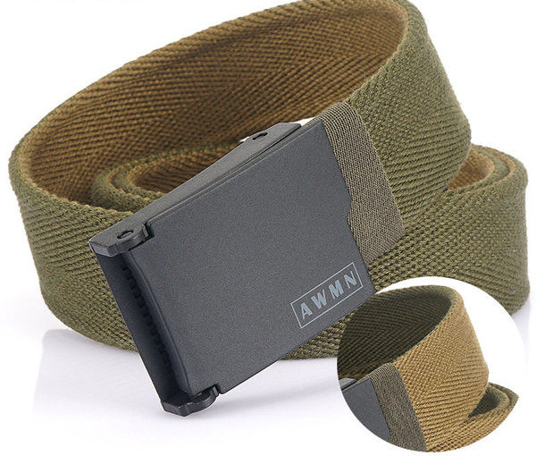 Új modell csatos öv férfiaknak