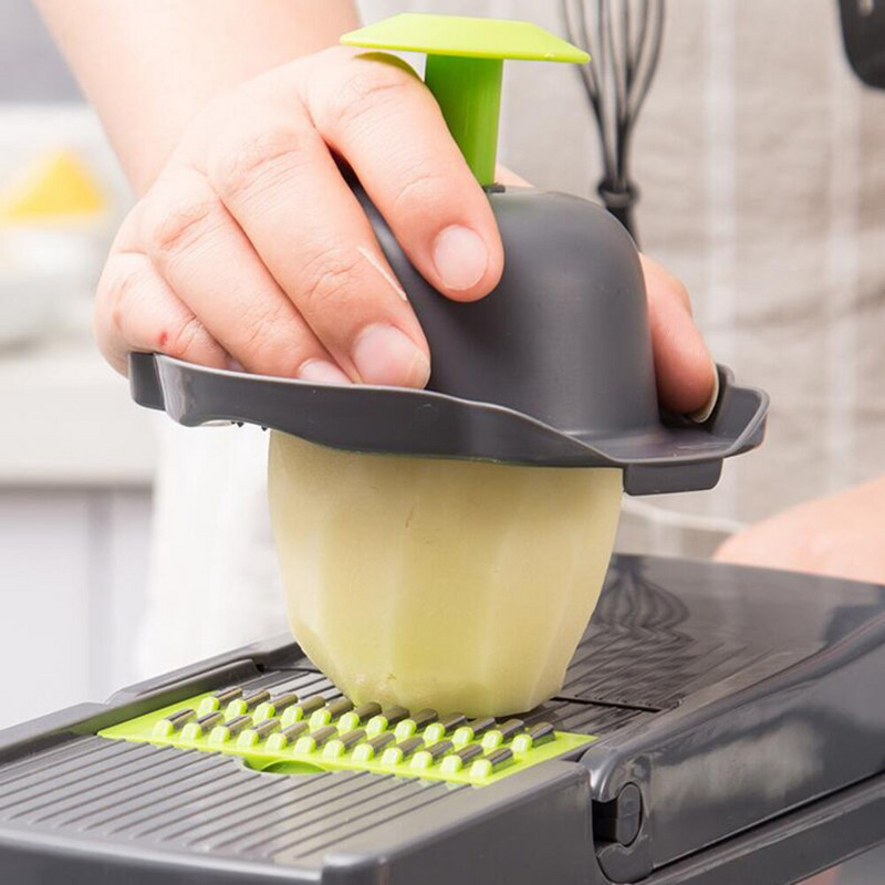 Konyhai kütyük Zöldség aprító Hámozó Többfunkciós Finom Szűrő Lyukak Éles penge lefolyó kosár Design Gyümölcsszeletelő Reszelő