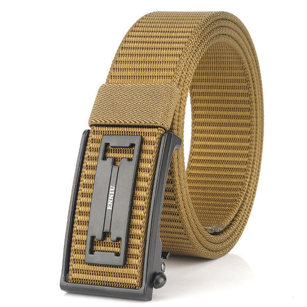 Cureaua casual pentru barbati cu catarama metalica