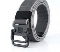 Cureaua de barbati eleganta din material textil cu catarama metalica