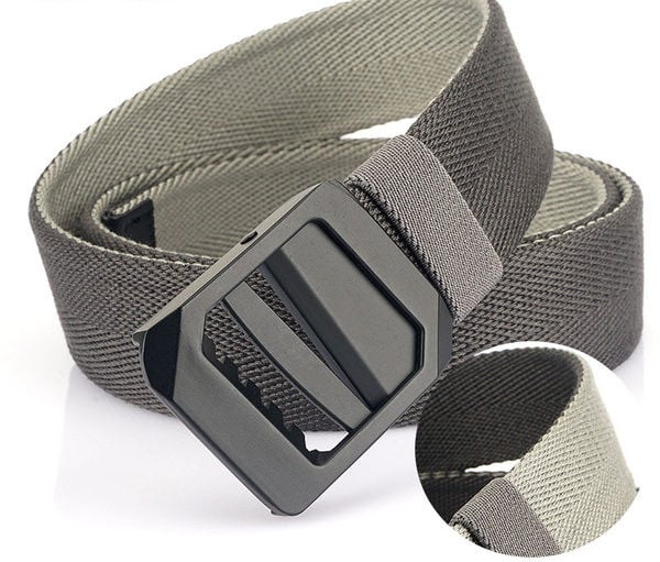 Cureaua casual barbat model nou