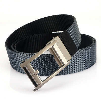 Pánsky elegantný opasok s kovovou sponou