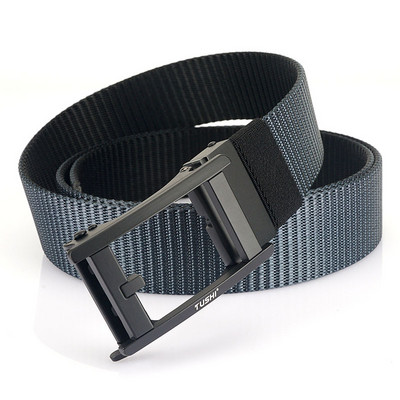 Pánsky elegantný opasok s kovovou sponou