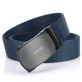 Textilný opasok s kovovou prackou a nápisom