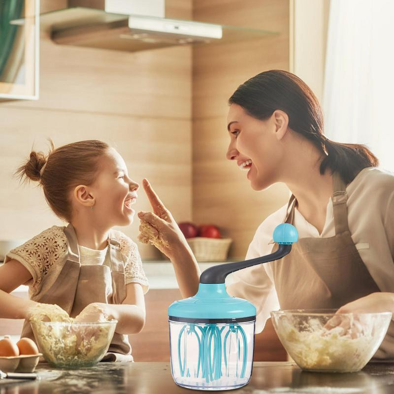 Rankiniu būdu plakamas kiaušinių plakiklis Rankinis kiaušinių plaktuvas, skirtas naudoti buityje Rankinis kiaušinių plakimo plaktuvas