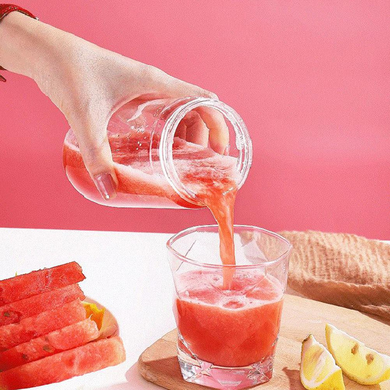 Virtuvės priedai Mini nešiojama elektrinė sulčiaspaudė Buitinė USB įkrovimo sulčių spaudimo mašina vaisių maišytuvas