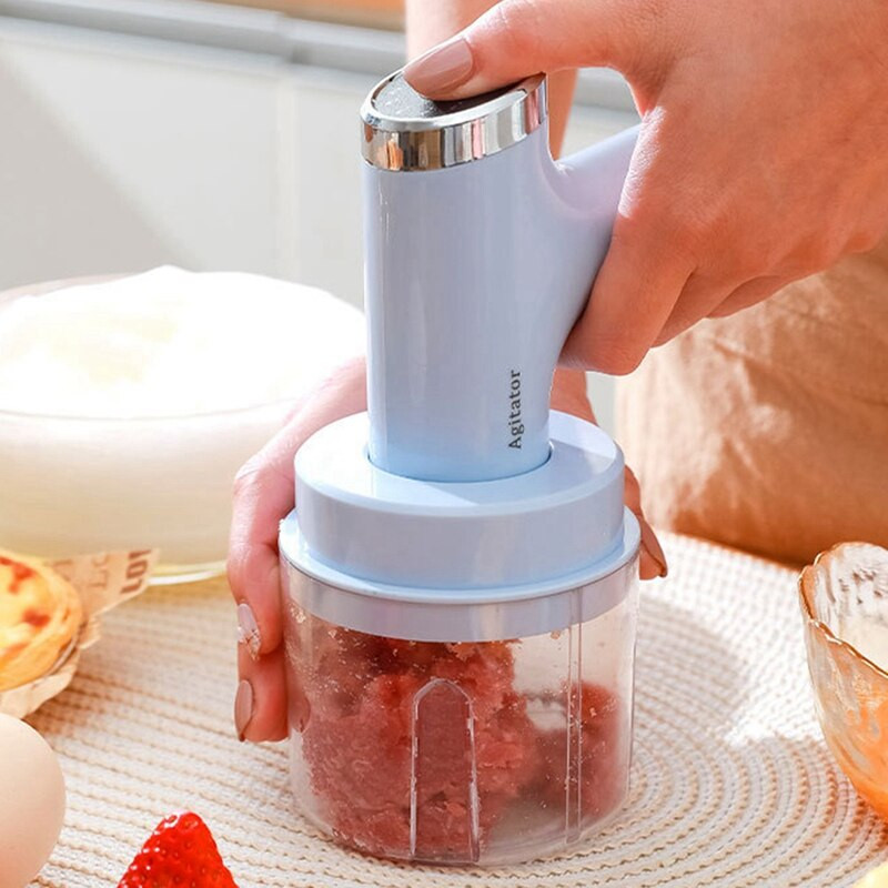 Elektrický napeňovač mlieka, sekáčik na cesnak, mačkadlo, metlička, šľahač na vajcia, mixér, kuchynský ručný automatický napeňovač