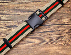 Muški platneni remen s plastičnom kopčom