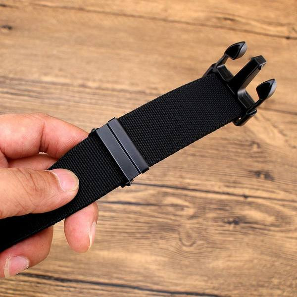 Muški platneni remen s plastičnom kopčom