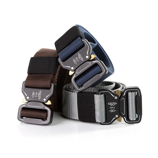 Curea textilă bărbătească cu inscripție și închizătoare metalică