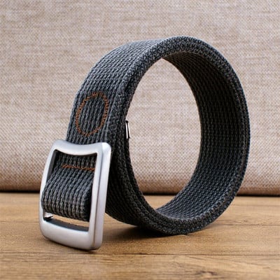 Pánsky textilný opasok s výšivkou a kovovou prackou