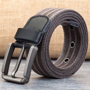 Pánsky textilný opasok s kovovou sponou