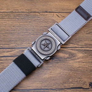 Μοντέρνα ανδρική υφασμάτινη ζώνη με μεταλλικό κούμπωμα και διακόσμηση με αστέρι