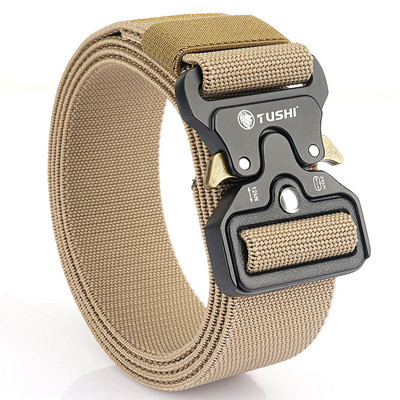 Moodne metallist lukuga tekstiilist vöö meestele