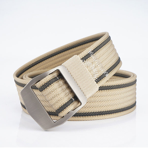 Cureaua textila model curat pentru barbati cu catarama metalica