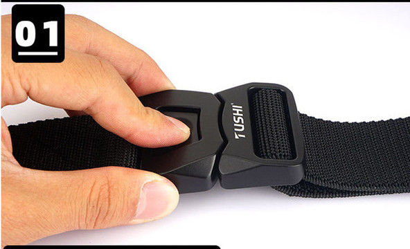 Curea textila sport cu catarama metalica cu mecanism de eliberare rapida