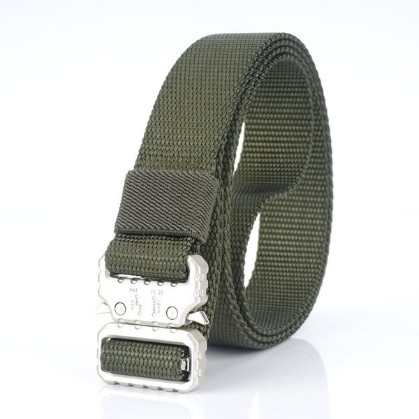 Centura textila cu o latime de 2,5 cm si catarama cu functie de prindere usoara