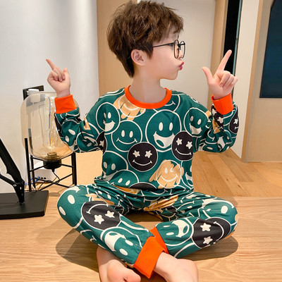 Vaikiška skirtingo rašto dviejų dalių pižama berniukams
