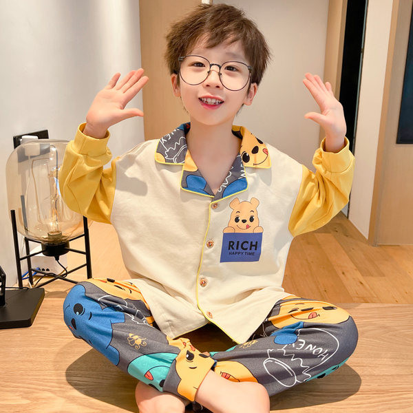 Vaikiška skirtingo rašto dviejų dalių pižama berniukams