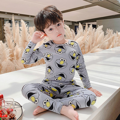 Vaikiška pižama su aplikacijomis - tinka berniukui arba mergaitei