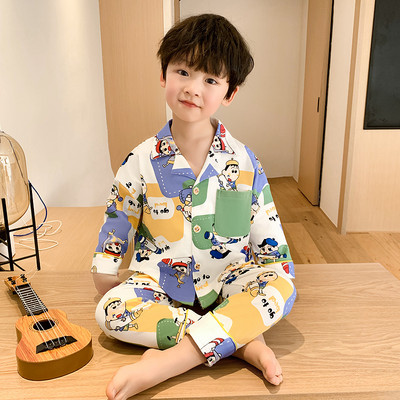 Dvodijelna pidžama za dječake s različitim printom i gumbima