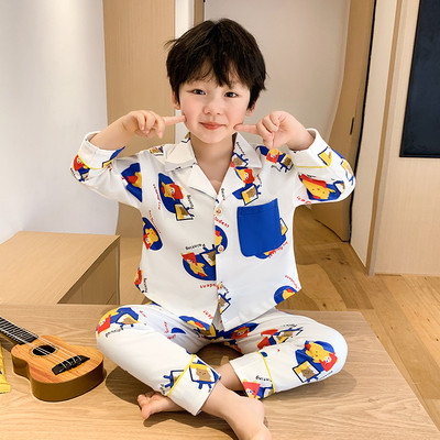Dvodijelna pidžama za dječake s različitim printom i gumbima
