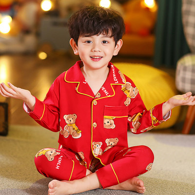 Dvodijelna pidžama za dječake s različitim printom i gumbima