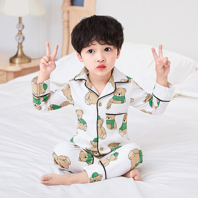 Dječja pidžama s različitim printom za dječake