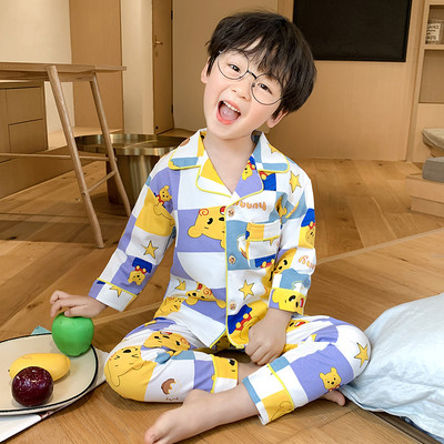 Dječja pidžama s različitim printom za dječake