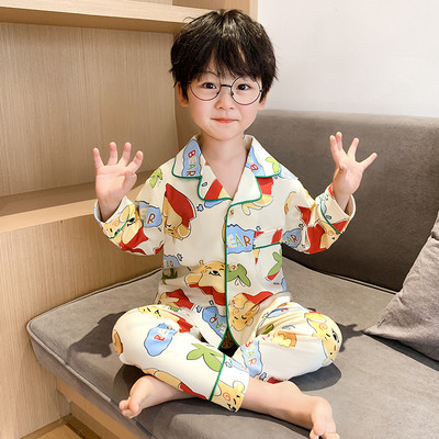 Dječja pidžama s različitim printom za dječake